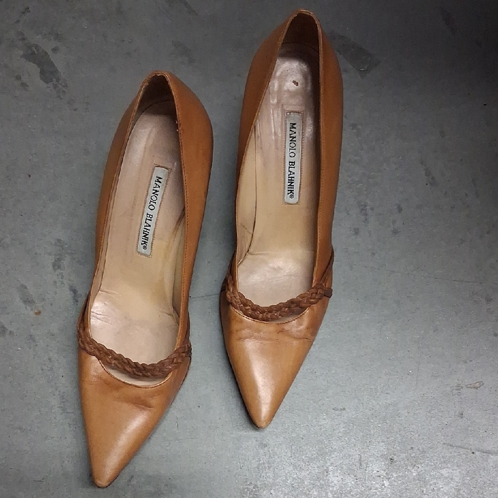 Manolo Blahnik Brown Leather Heels